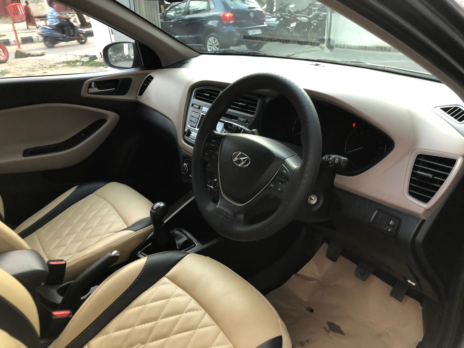 Hyundai I20(2012-2014) Sportz 1.2